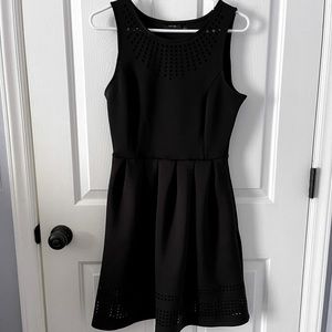 Apt 9 black stretchy dress